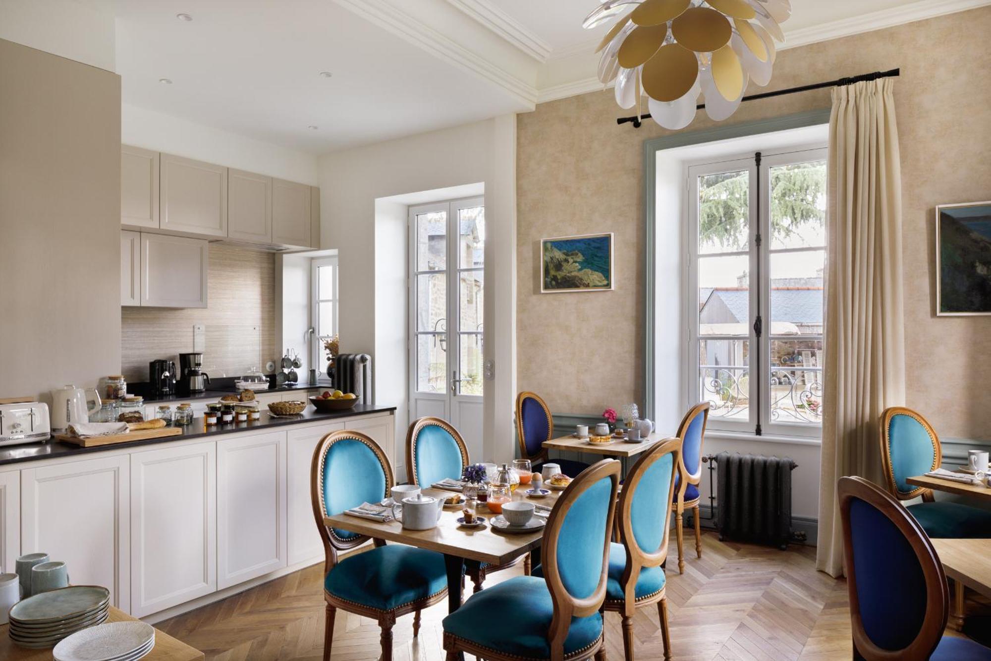 Clos Du Cedre - Chambres D'Hotes D'Exception, Luxury B&B A Dinan Esterno foto